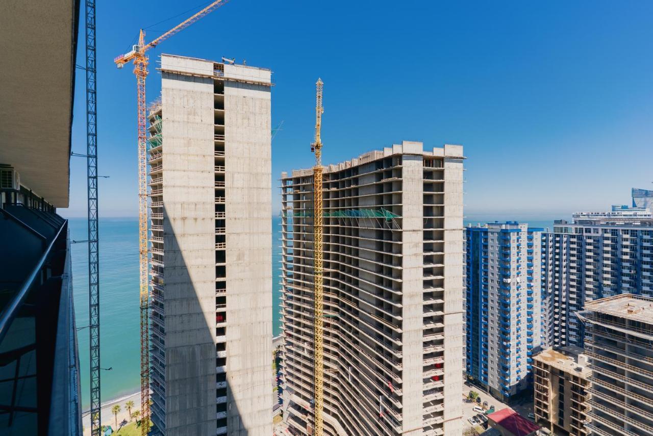 Beach Tower By G-Point Batumi Eksteriør bilde