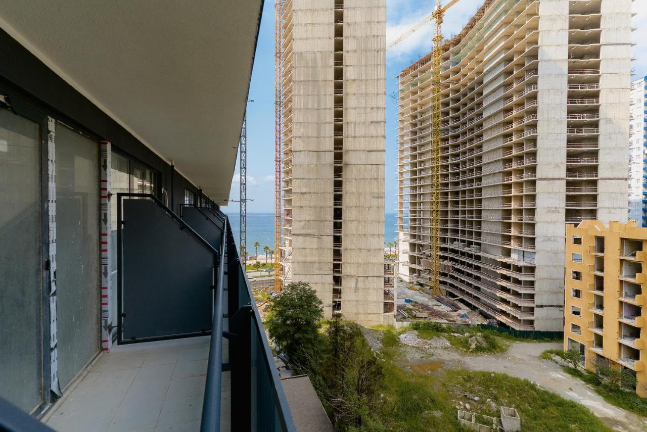 Beach Tower By G-Point Batumi Eksteriør bilde